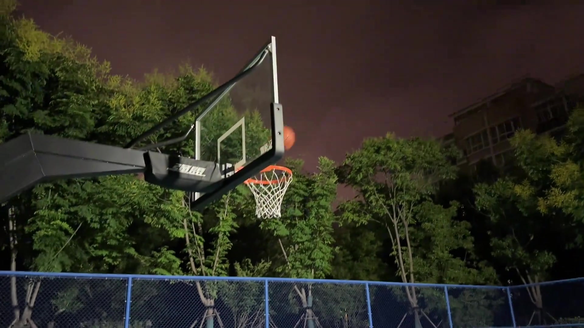 确实帅乔治这个小连招